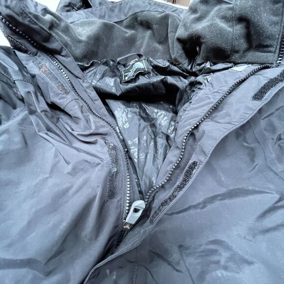 The North Face Mens Hooded Windbreaker Jacket Small Black Packable Outdoor Zip - Picture 6 of 9